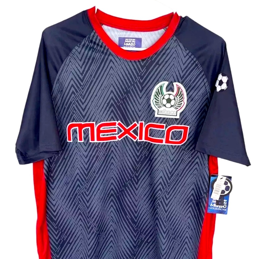 NWT XcelSius Active Mexico Football Soccer Men's M Jersey 2024